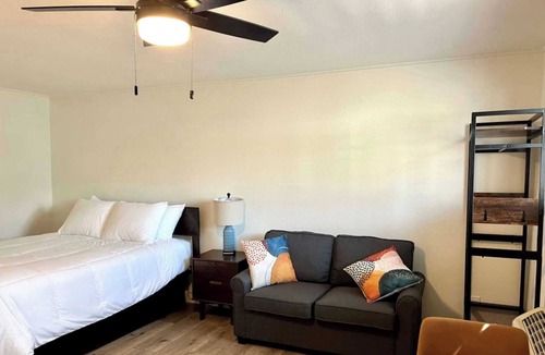 Lake of the Ozarks Hotel | Alhonna Resort's Recently Renovated Motel Unit 34