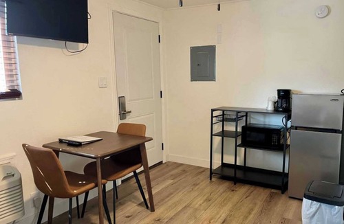 Lake of the Ozarks Hotel | Alhonna Resort's Recently Renovated Motel Unit 34