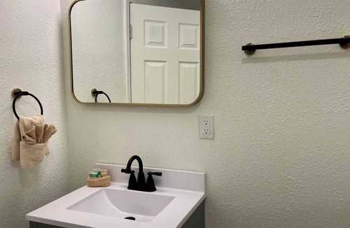 Lake of the Ozarks Hotel | Alhonna Resort's Recently Renovated Motel Unit 34