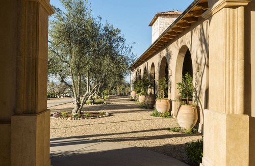 River Oaks Hotel | Allegretto Vineyard Resort Paso Robles