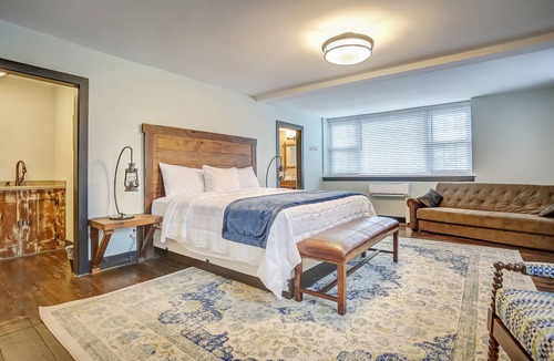 Boiling Springs Hotel | Allenberry Resort