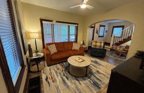 Grafton House | Almost Heaven At The River