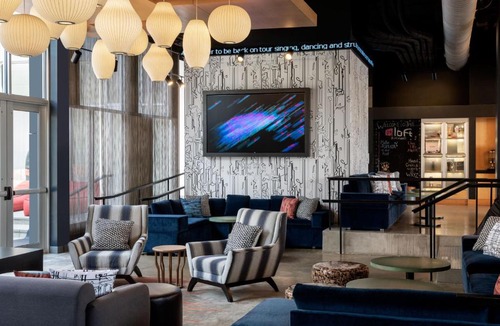 Beachwood Hotel | Aloft by Marriott Cleveland Beachwood