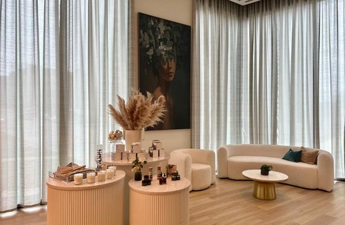 Country Club Plaza Area Hotel | Aloft by Marriott Kansas City Country Club Plaza