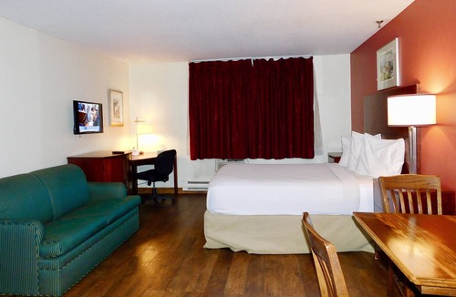 Turnagain Hotel | Americas Best Value Inn & Suites Anchorage Airport