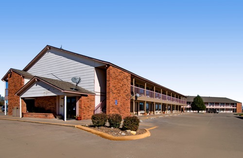 Garden City Hotel | Americas Best Value Inn - Garden City