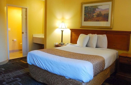 Addison Hotel | Americas Best Value Inn Addison Dallas