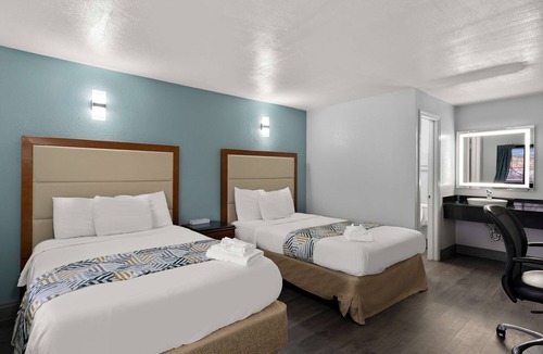 Bangor Hotel | Americas Best Value Inn Bangor