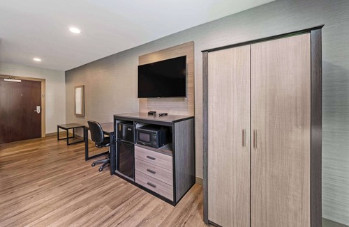 Foxboro Hotel | Americas Best Value Inn Foxboro