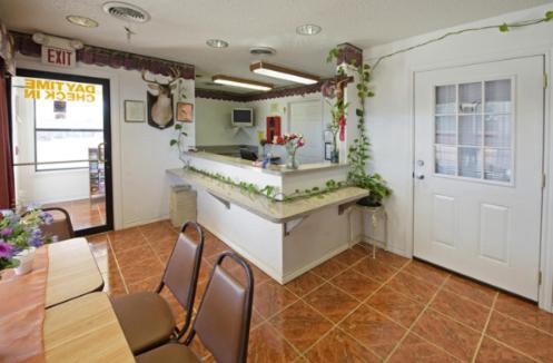 Weatherford Hotel | Americas Best Value Inn Weatherford