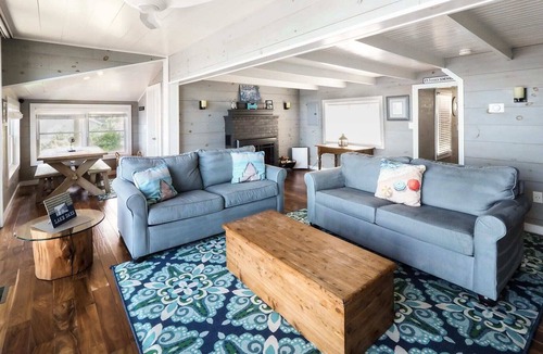 Amesbury House | Amesbury: Lake Front Dream Vacation, Private Dock