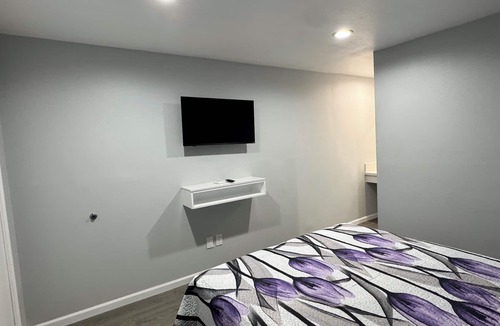 Orange Hotel | Angel Motel near Anaheim