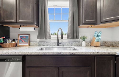 Bernard Apartment | Apple Blossom Cottage - Cozy Romantic Escape - Quiet Orchard Setting