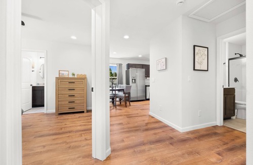 Bernard Apartment | Apple Blossom Cottage - Cozy Romantic Escape - Quiet Orchard Setting