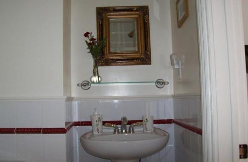 East Marion Bed & Breakfast | Arbor View House Bed and Breakfast
