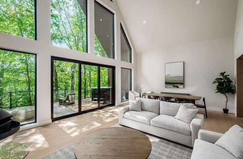 New Plymouth House | Arcadia Hills - Alpine Ridge