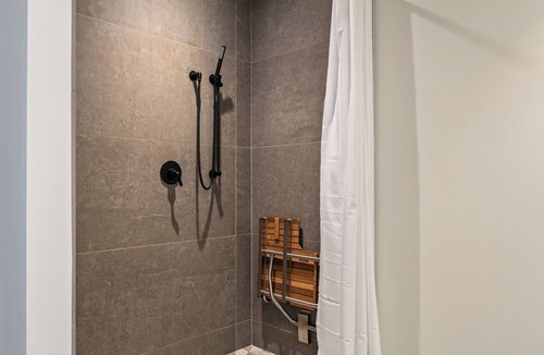 Empire Pass Apartment | Argent At Deer Valley Resort - Hotel Room #105b Hotel Room
