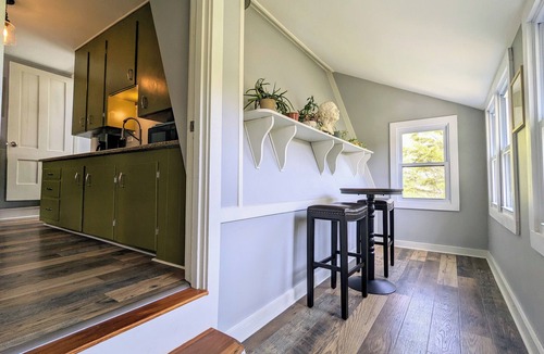 Brooksville Apartment | Art Haven Coastal Retreat