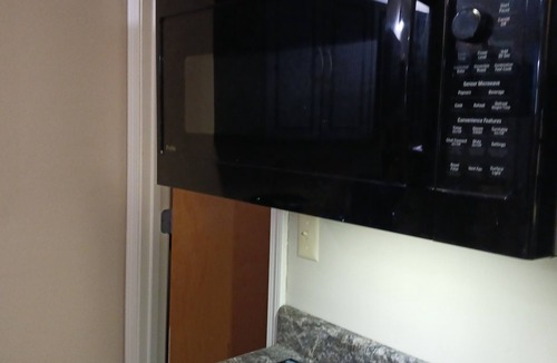 Bartlett Apartment | Attitash Mtn. Village Resort Condo sleeps 5 * New Hampshire - Near North Conway