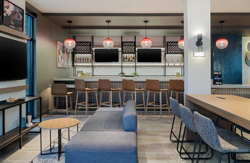 Waldron Hotel | Atwell Suites Kansas City Airport by IHG