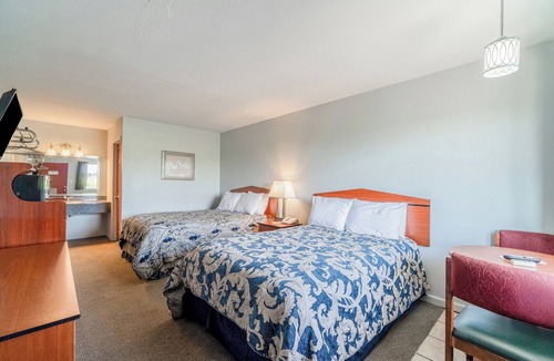 Aurora Hotel | Aurora Adventure Base: 2 Separate Units, Walkable Town, Easy Highway Access