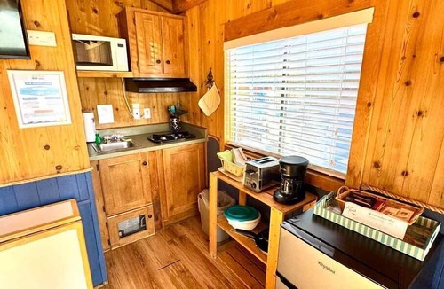 San Luis Obispo Cabin | Avila Pismo RV Resort and Campground