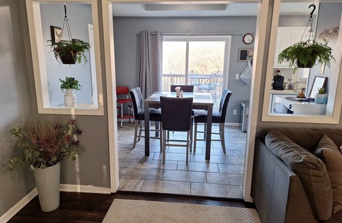 Johnson County House | B&S Creekside Retreat - Private 21 acre 2-bedroom 2-bath w/Creek & Trails
