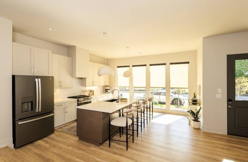 Historic Edgefield House | Bachelorette Dream | 2 Units | 8 Kings + 8 Baths