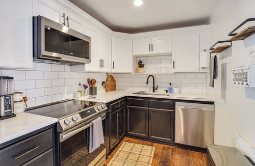 Nashville House | Backyard Retreat! Extended Stay in Nashville