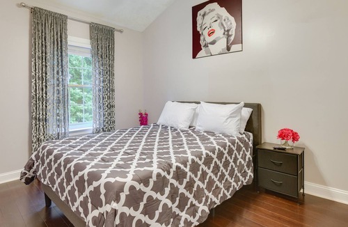 Garrison House | Baltimore Area Townhome ~ 16 Mi to Downtown!