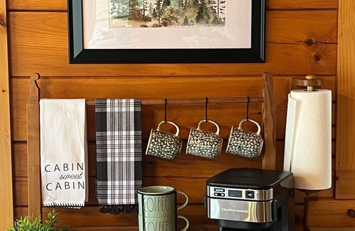 Bar Harbor House | Bar Harbor Oceanfront Log Cabin 10 min to Acadia National Park