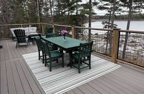 Bar Harbor House | Bar Harbor Oceanfront Log Cabin 10 min to Acadia National Park