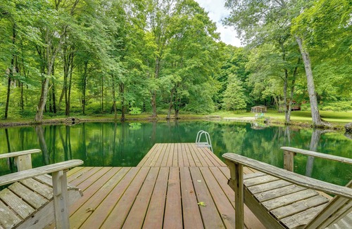 Southbury House | Barn House w/Private Pond & Dock in Southbury!