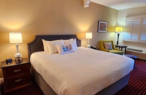 Shepherdstown Hotel | Bavarian Inn