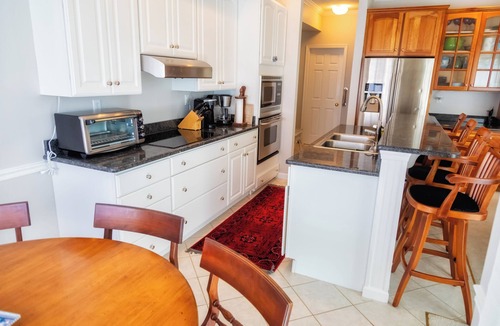 Fenwick Island House | BAY FRONT HOME WITH AMAZING VIEWS. MINUTES TO THE BEACH AND STEPS TO THE POOL