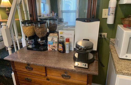 Steubenville Bed & Breakfast | Bayberry House Bed & Breakfast