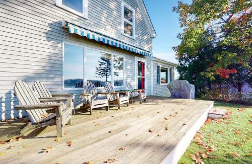 Port Clyde House | Bayfront house on Port Clyde Harbor with views, hot tub, beach access