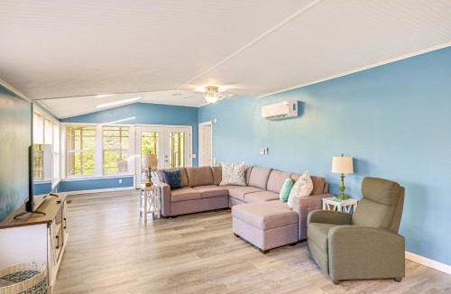 Steuben House | Bayfront Steuben Home w/Screened Porch & Fire Pit