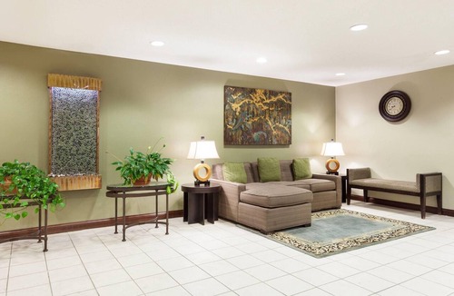 Dale Hotel | Baymont by Wyndham Dale