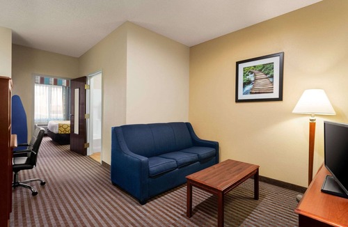 Elizabethtown Hotel | Baymont by Wyndham Elizabethtown