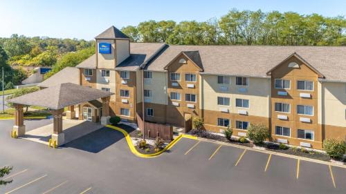 Piqua Hotel | Baymont by Wyndham Piqua