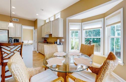 The Commons House | Bayside Resort - 38958 Aster Way