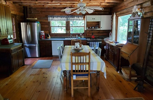 East Hampton North House | Beach House Village Fringe *Heated Pool! Peaceful, Close to Ocean, Restaurants