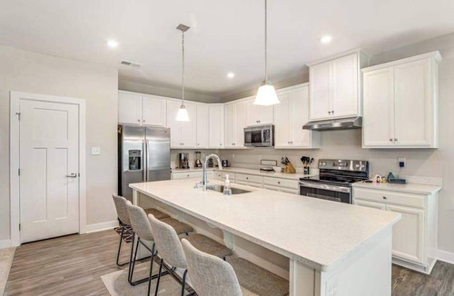 Ocean View House | Beach retreat home with covered patio, W/D, fast WiFi, and central AC