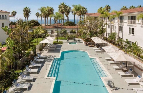 Carlsbad Hotel | Beach Stay | Ocean View Unit | Pool | Pets Are Welcome | Legoland - 3 miles