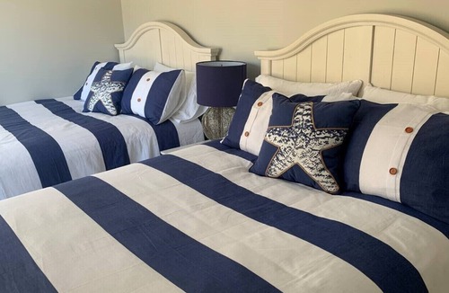Arundel House | Beaches, Town and Eastern Trail within minutes!
