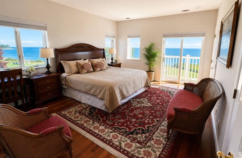 Orient House | Beachfront vacation dream house on Long Island Sound.