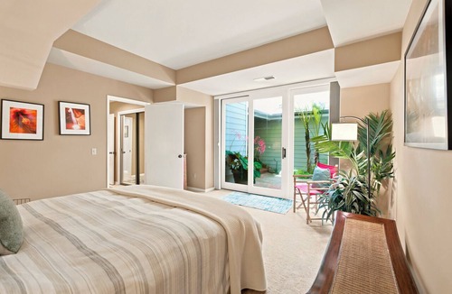 Carpinteria House | Beachside Townhome