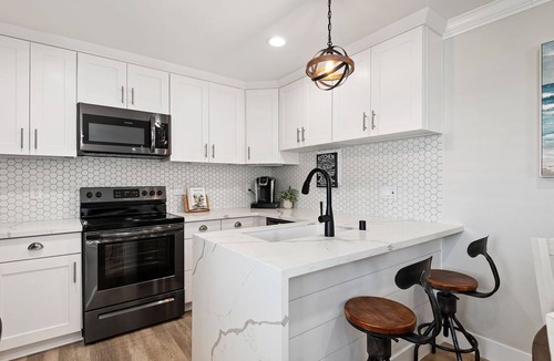 Carpinteria House | Beachy Bluffs