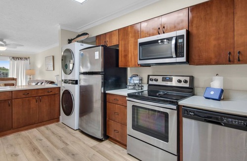 San Juan Condo | Beacons 1: Gulf Front Condo, Seagrove Beach + Free Attraction Tickets!